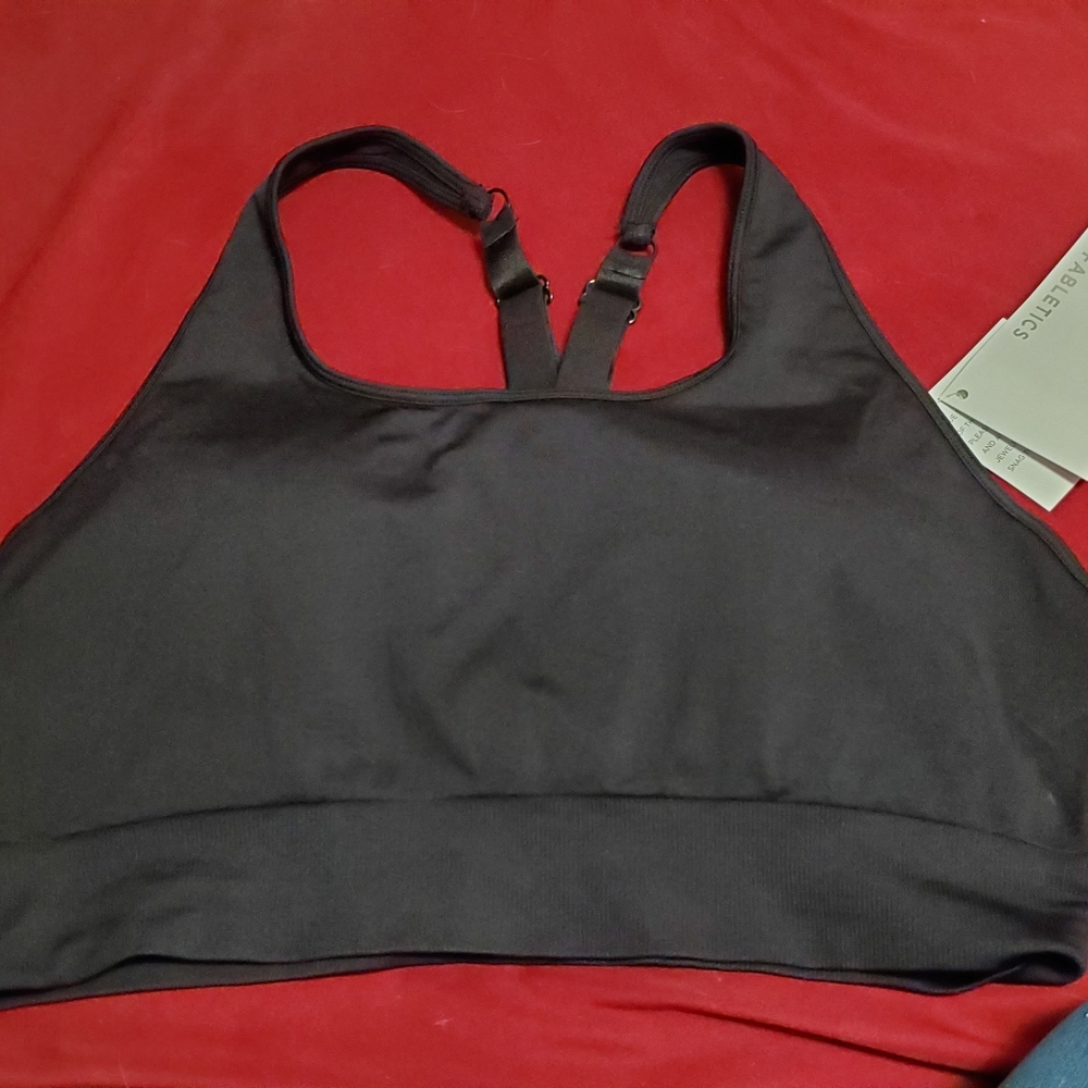 Fabletics Eliza Sports Bra
